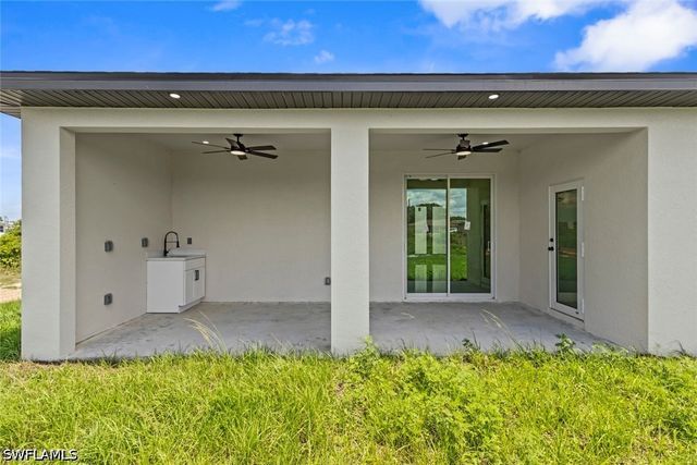 4221 18th ST SW, Lehigh Acres, FL 33976