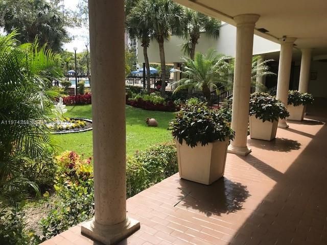 17021 N Bay Rd 108, Sunny Isles Beach, FL 33160