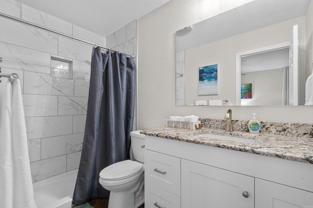 9 Madrid Way, Hot Springs Village, AR 71909