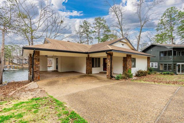 9 Madrid Way, Hot Springs Village, AR 71909