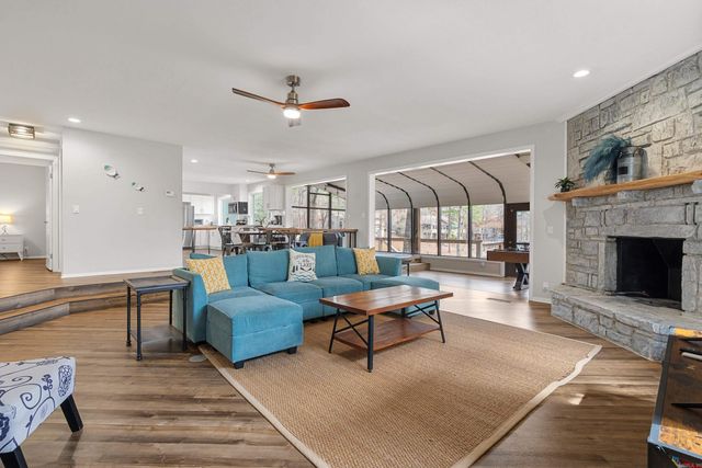 9 Madrid Way, Hot Springs Village, AR 71909