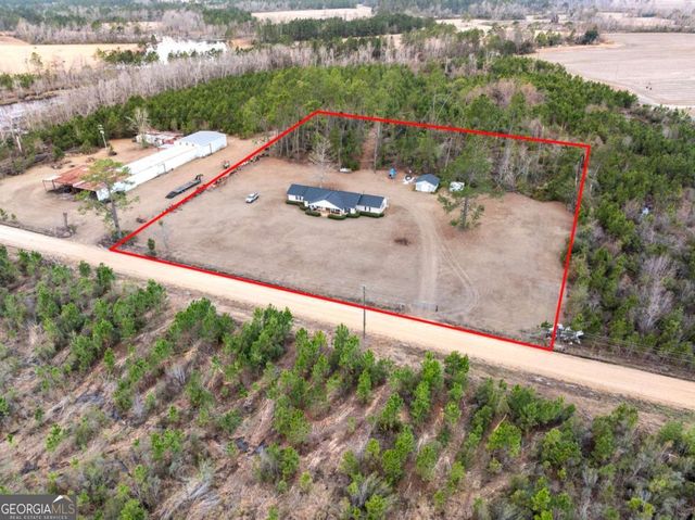 157 Walters Harrell Road, Hazlehurst, GA 31539