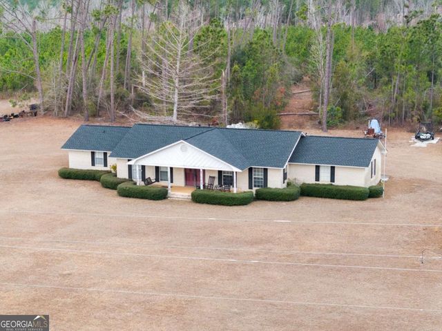 157 Walters Harrell Road, Hazlehurst, GA 31539