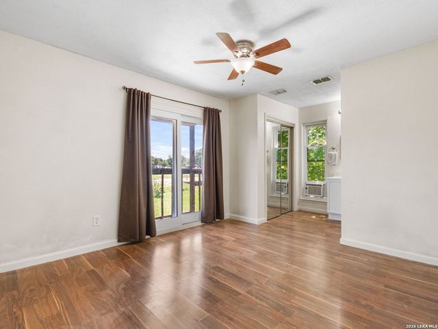 115 BENTWOOD DR, Boerne, TX 78006