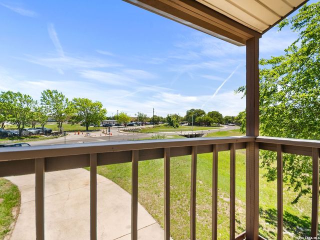 115 BENTWOOD DR, Boerne, TX 78006