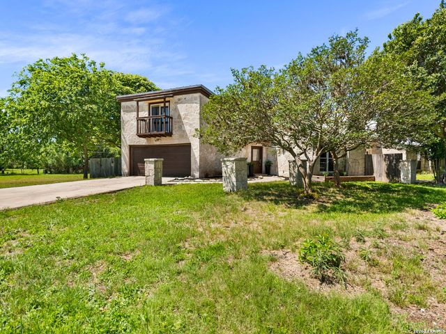 115 BENTWOOD DR, Boerne, TX 78006