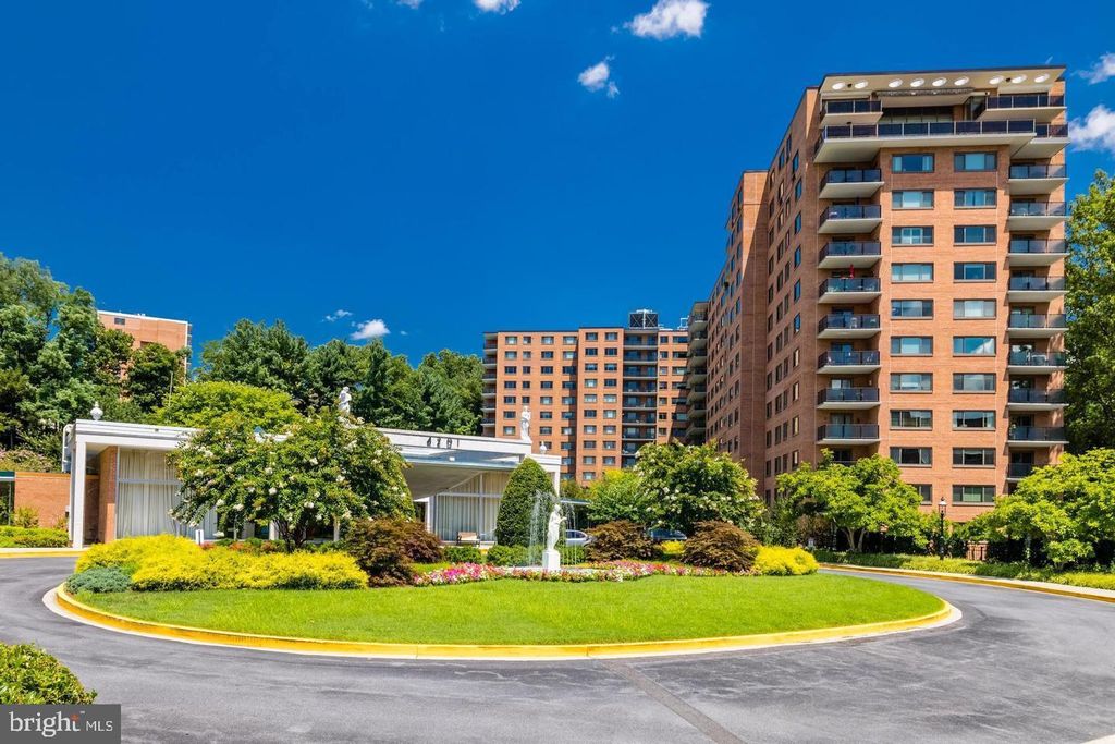 4201 Cathedral Ave NW Apt T10E, Washington, DC 20016