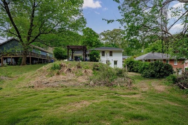 805 Gertrude Place NW, Atlanta, GA 30318