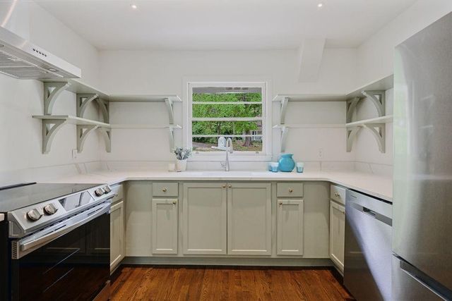 805 Gertrude Place NW, Atlanta, GA 30318