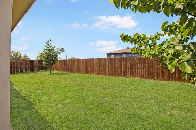 2309 Mallard Drive, Melissa, TX 75454