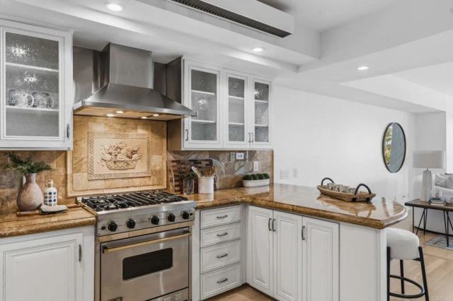 1101 1st Street 312, Coronado, CA 92118