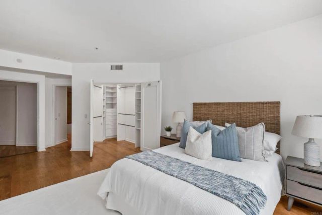 1101 1st Street 312, Coronado, CA 92118