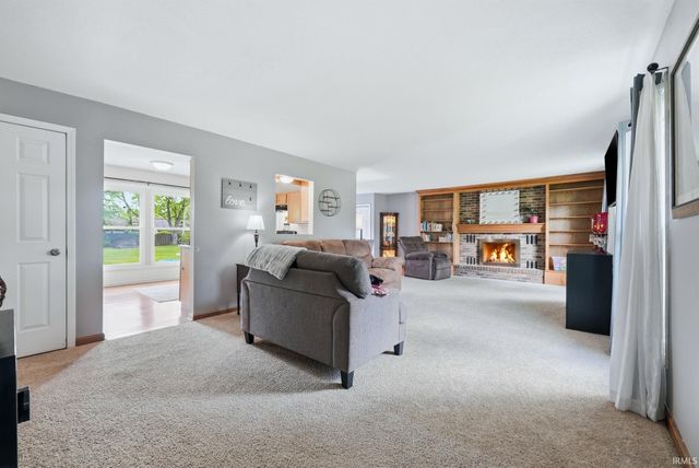6404 Revere Place, Fort Wayne, IN 46835