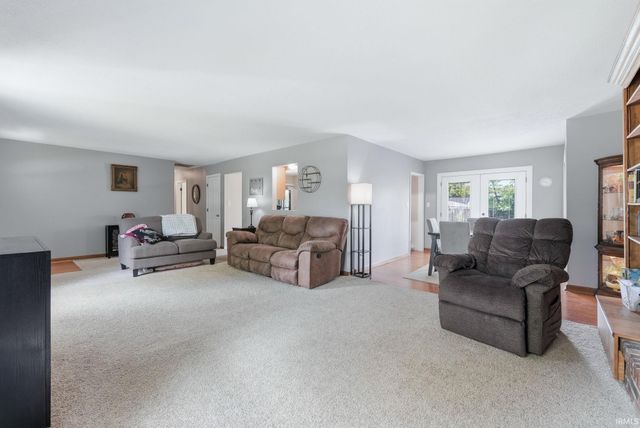 6404 Revere Place, Fort Wayne, IN 46835