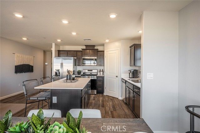 101 River Oak Drive 172 SE, Merced, CA 95341