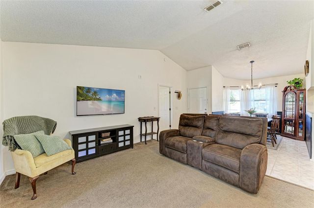 3543 65TH AVENUE CIRCLE E, Sarasota, FL 34243