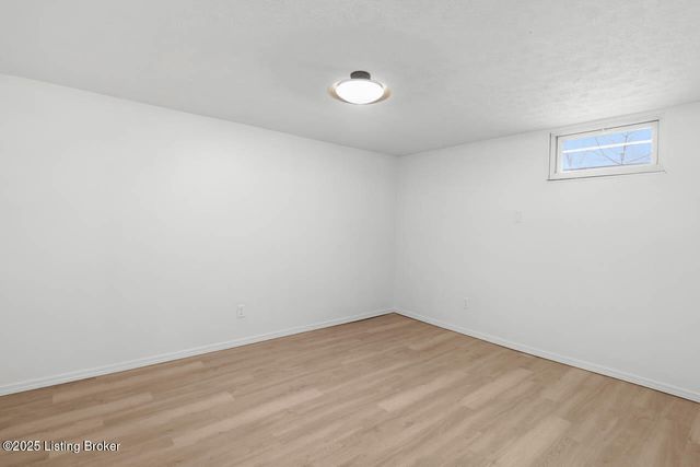 5208 Alpine Way, Louisville, KY 40214