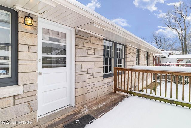 5208 Alpine Way, Louisville, KY 40214