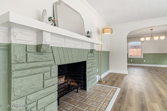 5208 Alpine Way, Louisville, KY 40214