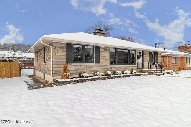 5208 Alpine Way, Louisville, KY 40214