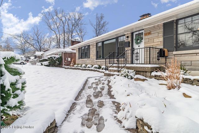 5208 Alpine Way, Louisville, KY 40214