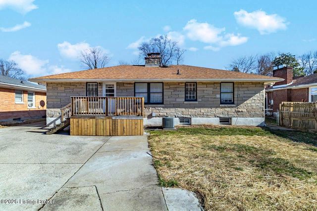 5208 Alpine Way, Louisville, KY 40214