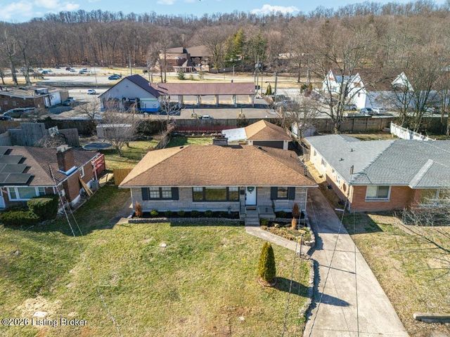 5208 Alpine Way, Louisville, KY 40214