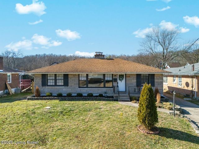 5208 Alpine Way, Louisville, KY 40214