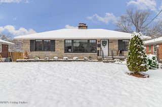 5208 Alpine Way, Louisville, KY 40214