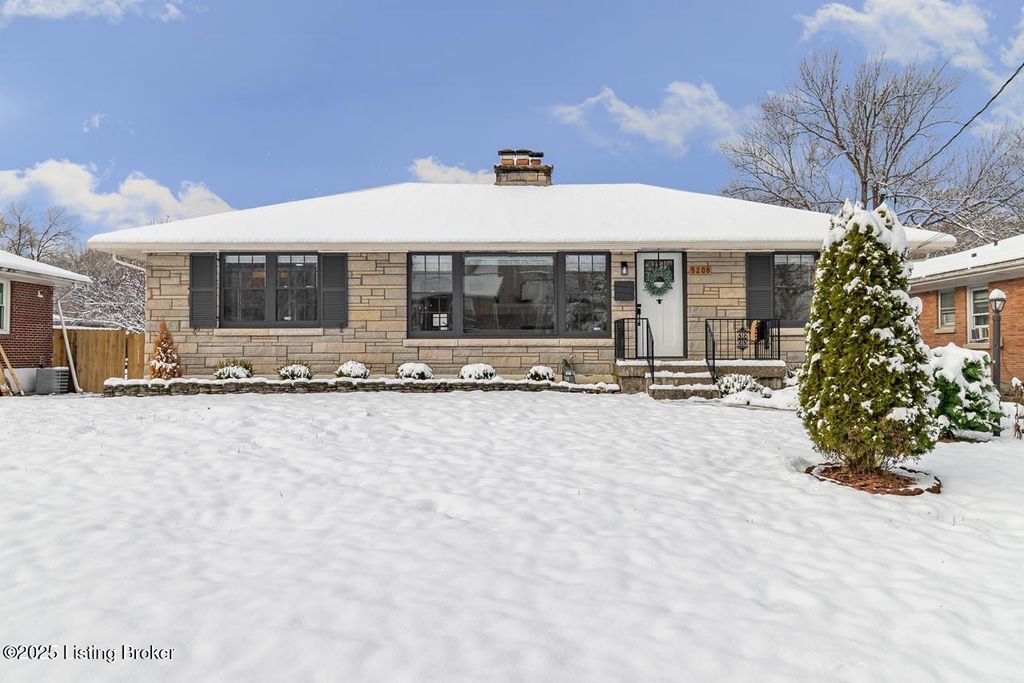 5208 Alpine Way, Louisville, KY 40214