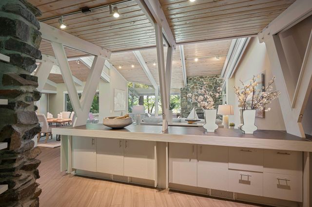 1875 Troy Lane N, Plymouth, MN 55447