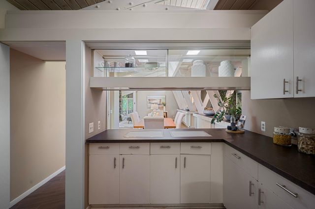 1875 Troy Lane N, Plymouth, MN 55447