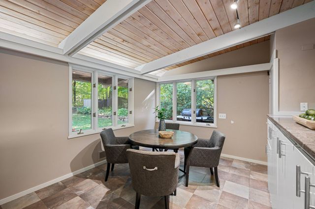 1875 Troy Lane N, Plymouth, MN 55447