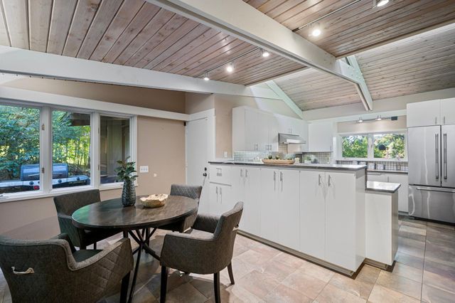 1875 Troy Lane N, Plymouth, MN 55447