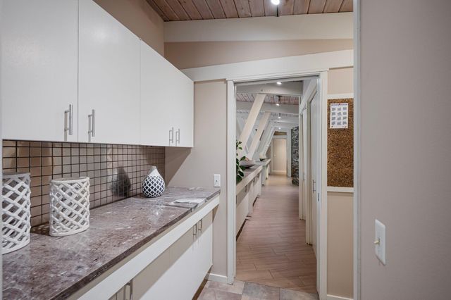 1875 Troy Lane N, Plymouth, MN 55447