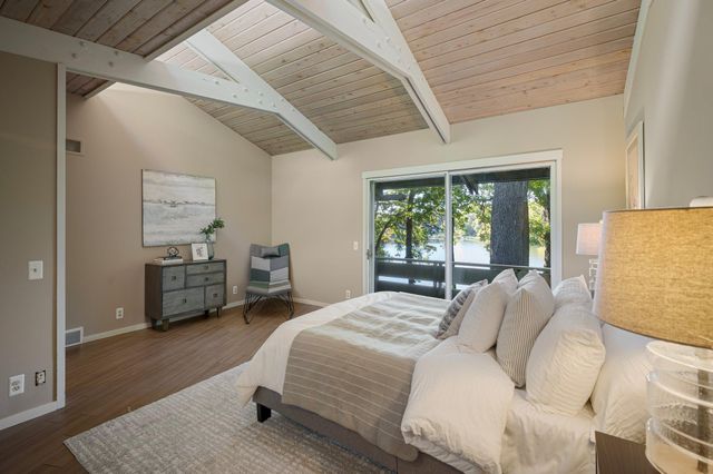 1875 Troy Lane N, Plymouth, MN 55447