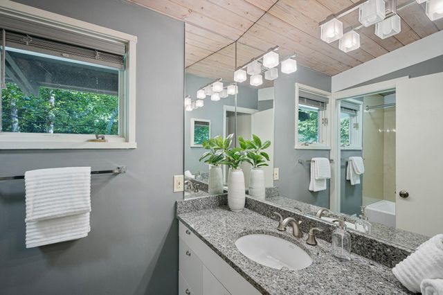 1875 Troy Lane N, Plymouth, MN 55447