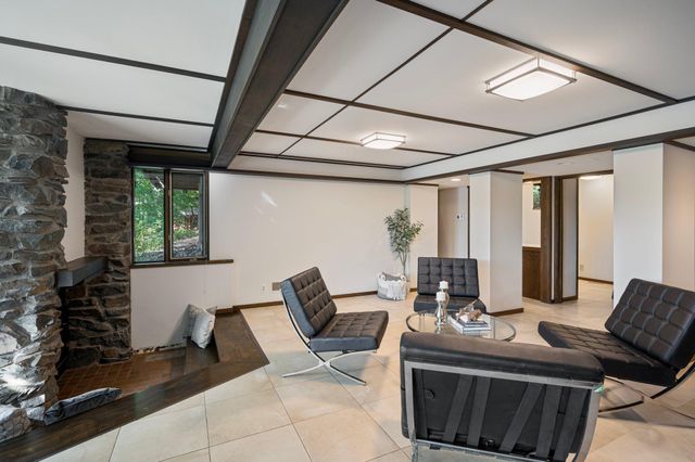 1875 Troy Lane N, Plymouth, MN 55447