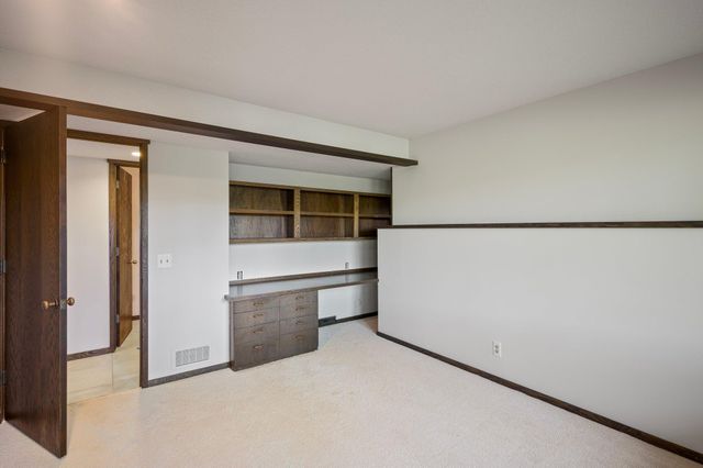 1875 Troy Lane N, Plymouth, MN 55447