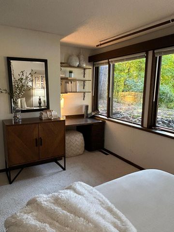 1875 Troy Lane N, Plymouth, MN 55447