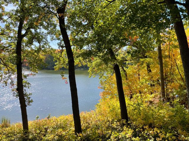 1875 Troy Lane N, Plymouth, MN 55447