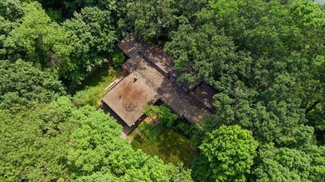 1875 Troy Lane N, Plymouth, MN 55447