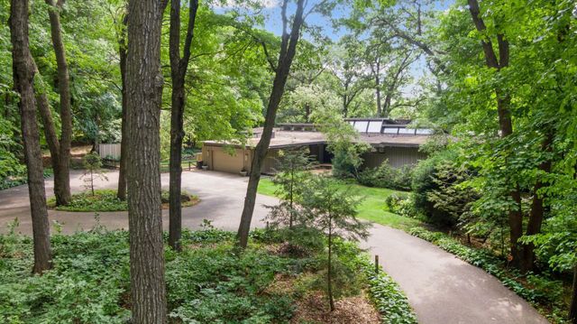 1875 Troy Lane N, Plymouth, MN 55447