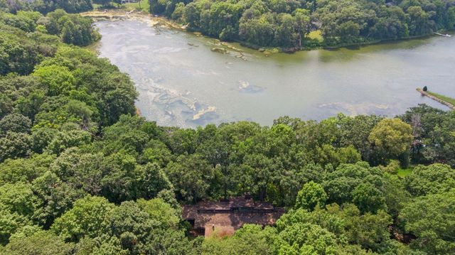 1875 Troy Lane N, Plymouth, MN 55447