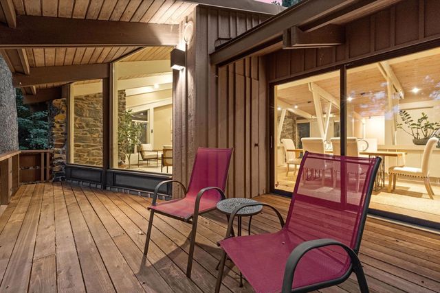 1875 Troy Lane N, Plymouth, MN 55447