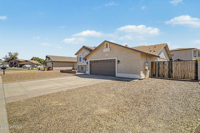 7521 W Willow Avenue, Peoria, AZ 85381