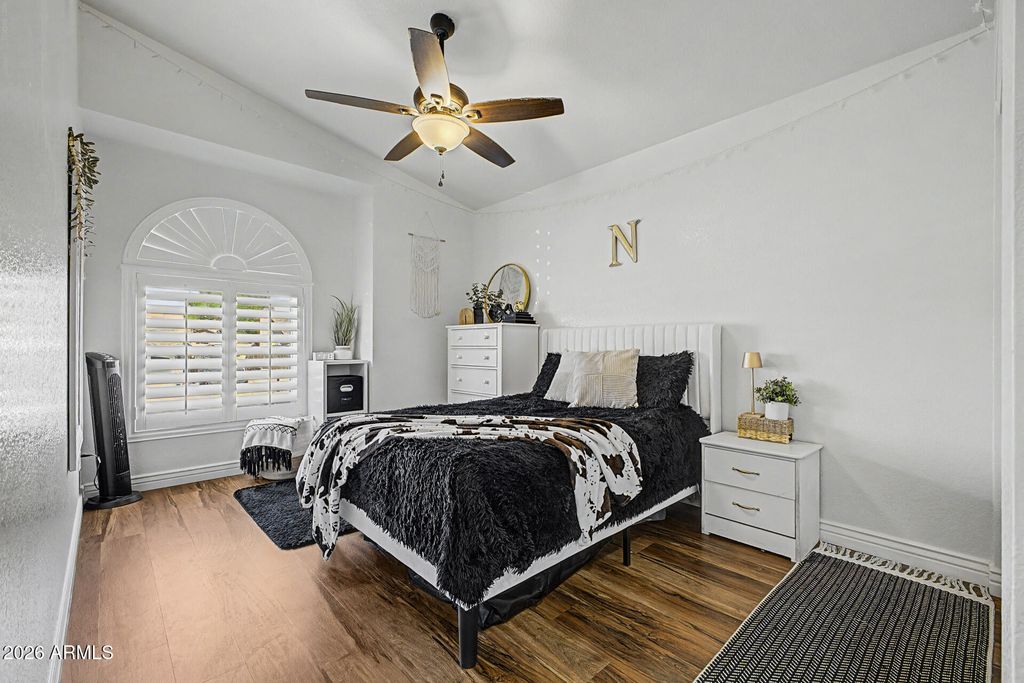 Image 29 of property listing at 7521 W Willow Avenue, Peoria, AZ 85381