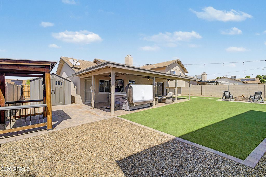 Image 36 of property listing at 7521 W Willow Avenue, Peoria, AZ 85381