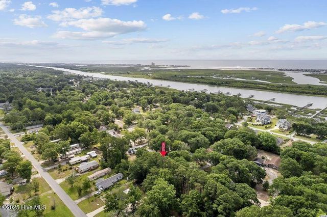 517 Great Oak Circle, Sunset Beach, NC 28468