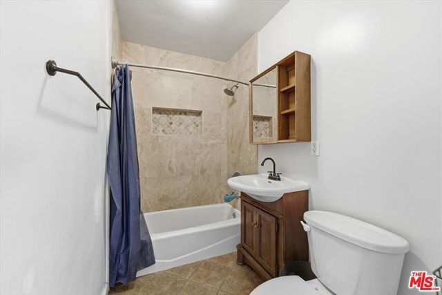 4254 Gaviota Avenue, Long Beach, CA 90807